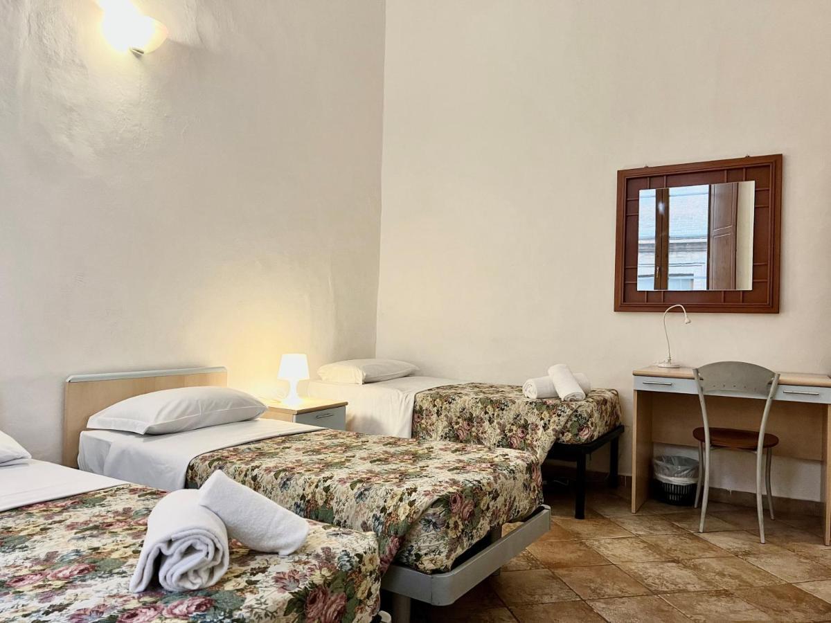 Hostelciompi Siena Bagian luar foto