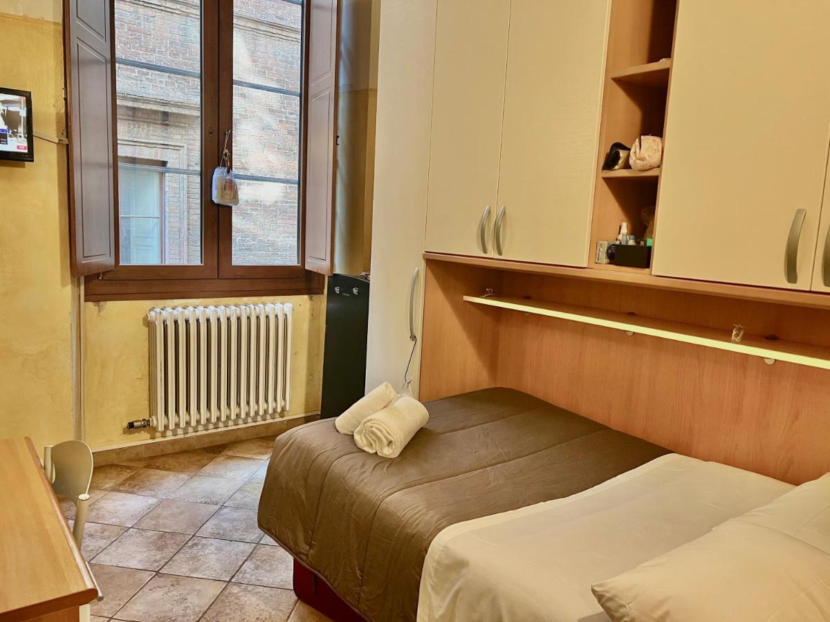 Hostelciompi Siena Bagian luar foto