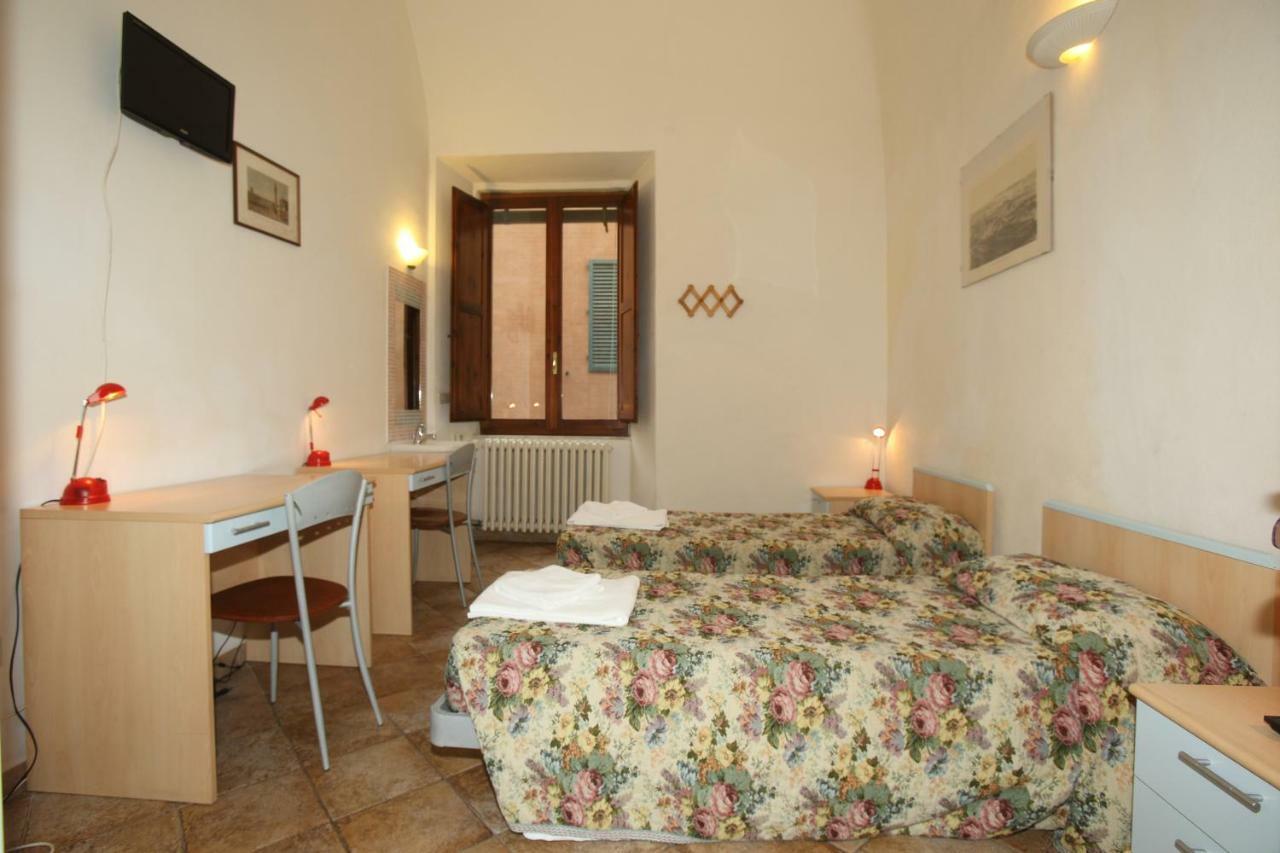Hostelciompi Siena Bagian luar foto